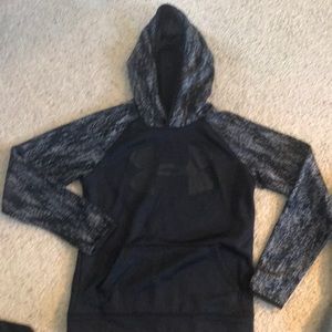 Boys Youth Large Under Armour Hoodie